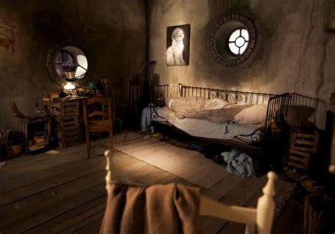 Cozy Fantasy Abodes Hobbit Hole Bedroom