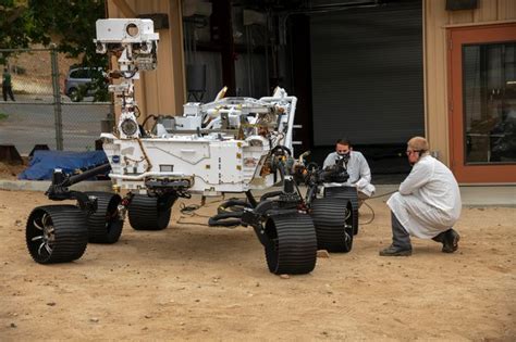 All landings on mars are difficult, but nasa's perseverance rover is attempting to touch down in the most challenging. Perseverance Twin Drives Into the Mars Yard