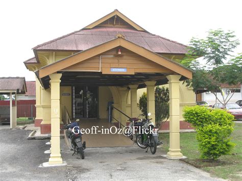Hospital batu gajah dibina di atas sebidang tanah seluas 55 ekar di atas bukit changkat. District Hospital (fmr), Dowden Road, Batu Gajah, Perak ...