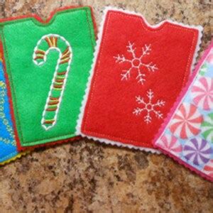 In The Hoop Christmas Felt Gift Card Holder Embroidery Machine Design
