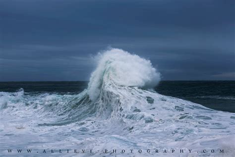 Rough Sea 14 Burst Waves Photos Rough Seas Water Waves Making Waves