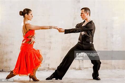 Swing Dancing Photos And Premium High Res Pictures Getty Images