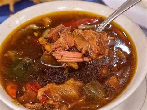 Cara membuat masakan daging selain resep sate kambing. Resep Asem-Asem Daging ala Warung Koh Liem yang Segar Sedap