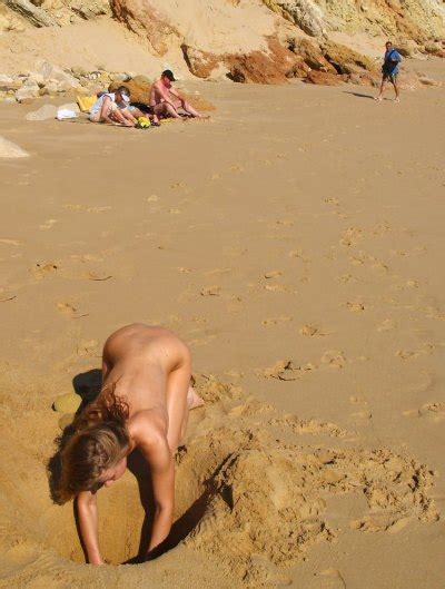 Nudebeachpictures Tumblr Com Tumbex