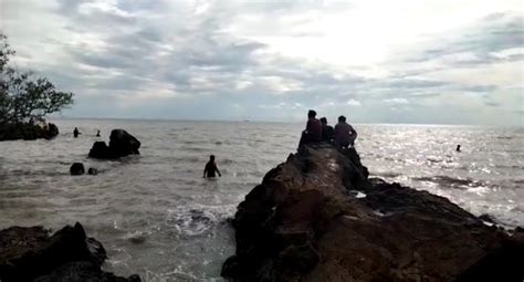 Satu Warga Fajar Indah Terseret Ombak Besar Di Perairan Batu Betumpang Negeri Laskar Pelangi