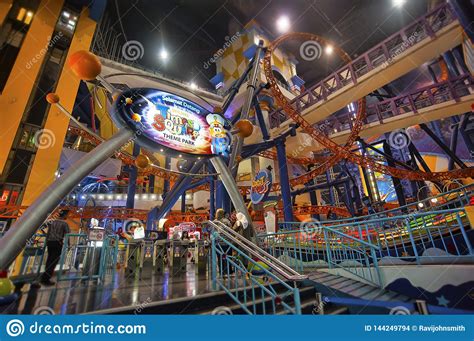 Location of berjaya times sqaure theme park. BERJAYA TIMES SQUARE THEME PARK - KUALA LUMPUR Editorial ...