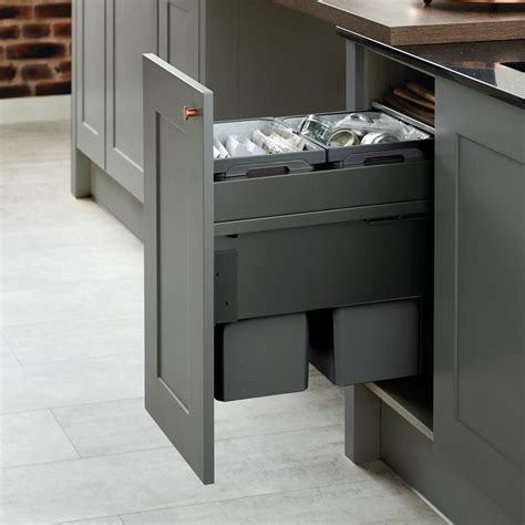 Kitchen bin with recycling compartment elegant 18 clever storage. Kitchen Bins | Kitchen Recycling Bins | Howdens Joinery
