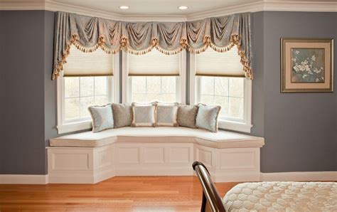 How To Choose The Ideal Bow Window Treatments Window Treatments