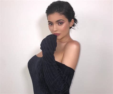 kylie jenner s snapchat got hacked intimate photos and videos could leak soon celebrity insider