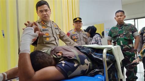 Anggota Tni Divisi Iii Kostrad Terluka Akibat Ditebas Pelaku Dititip Di Polda Sulsel