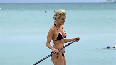 Megyn Kellys Hot Bikini Bod In The Bahamas