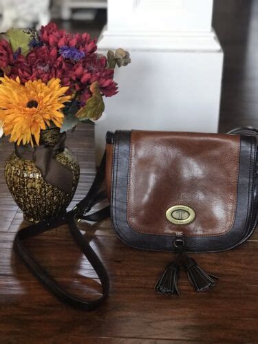 Tignanello Vintage Leather Saddle Bag Crossbody Gem