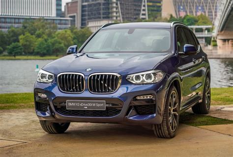 A choice of three different trim levels is available with the x3 and these include the sdrive30i, xdrive30i and m40i. BMW X3 xDrive30i with M Sport: 120 units only, priced at ...