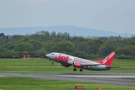 Jet2 passengers are entitled to compensation of up to 600€ for flights departing from or arriving to an eu country with flight delays of. Drunk passenger forced Jet2 flight to divert to Manchester ...