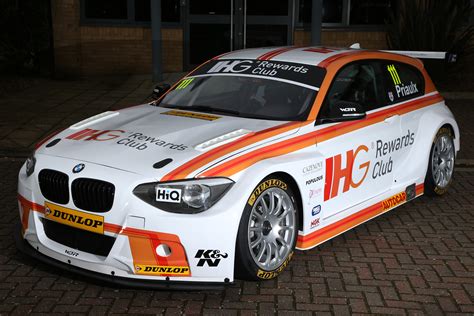 2014 honda civic tourer btcc race car unveiled. Andy Priaulx returns to the BTCC with West Surrey Racing ...