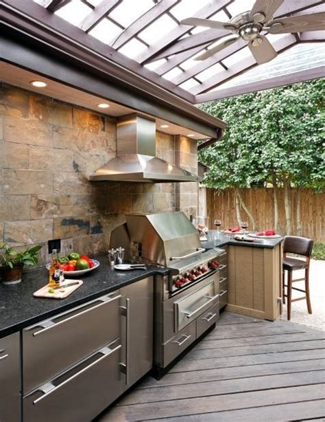 20 Modern Outdoor Kitchen Ideas