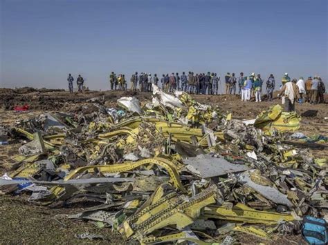 The second deadly crash of a boeing 737 max model airplane within months of the first has put flyers around the world on edge. Startverbote für Boeing 737 Max 8 nach Absturz in ...