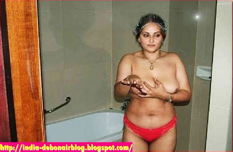Bollywood Actress Scandals September 2011