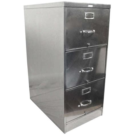 Bisley steel filing cabinets are sturdy and environmentally manufactured from recycled steel in the uk. Vintage Steelcase Filing Cabinet at 1stdibs