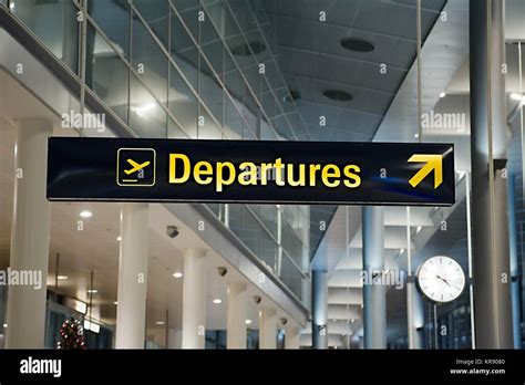 Plane Departure Sign Hi Res Stock Photography And Images Alamy