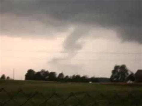 Afternoon random picture dump 40 pics. Twister Tornado in Galway 2013 August REAL FOOTAGE - YouTube