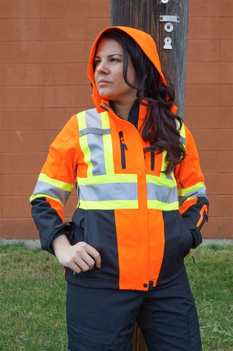 Proper Fitting Work Wear For Women A Safety Must