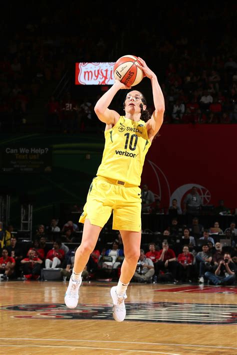 Wnba Superstar Sue Bird Works Hard Plays Hard And Takes Nothing For