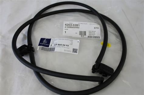 New Genuine Mercedes Benz W169 A Class Front Washer Jets And Hose