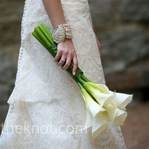 Bridal Flowers Of Long Stem Large White Calla Lilies Calla Lily
