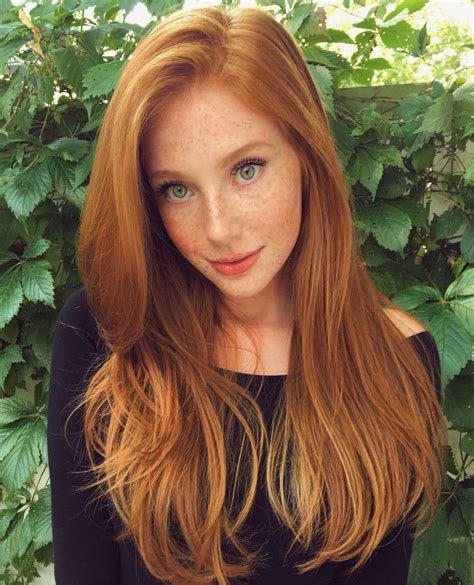 Pin By Lindsay Leigh On Red Hots Beautiful Red Hair Long Hair Styles Red Hair Woman