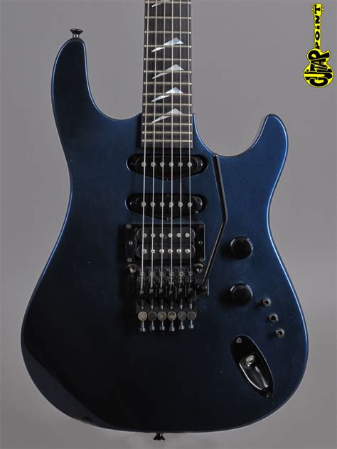 1987 Hamer Chaparral Custom Blue Guitarpoint