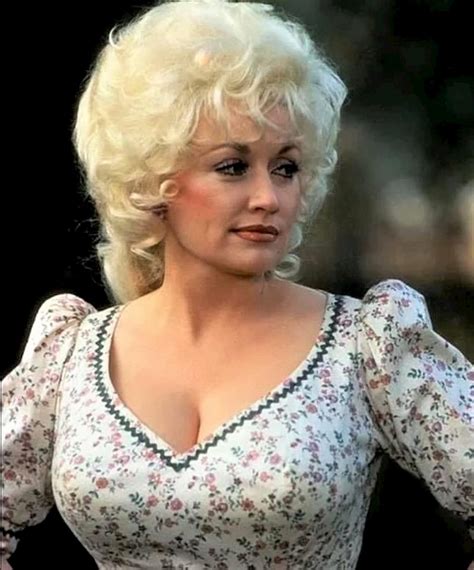 Dolly Parton Measurements Height Weight Age Bra Size Body