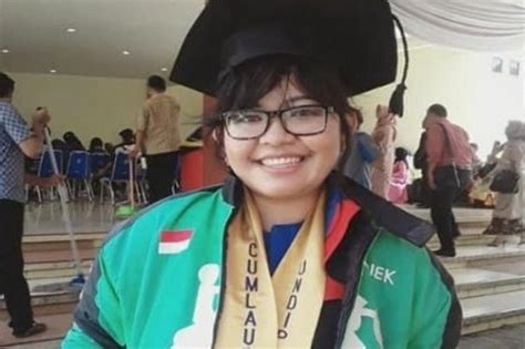 Luar Biasa Gadis Pengemudi Ojol Ini Berhasil Raih Beasiswa S2