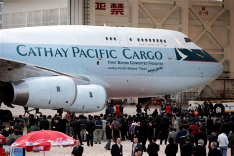 Farewell Flight For Cathay Pacifics Last Boeing 747 400bcf Cargo Clan