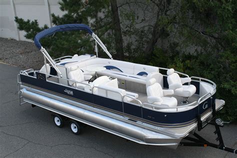 High Quality New 24 Ft Tritoon Pontoon Boat Fish And Fun Factory