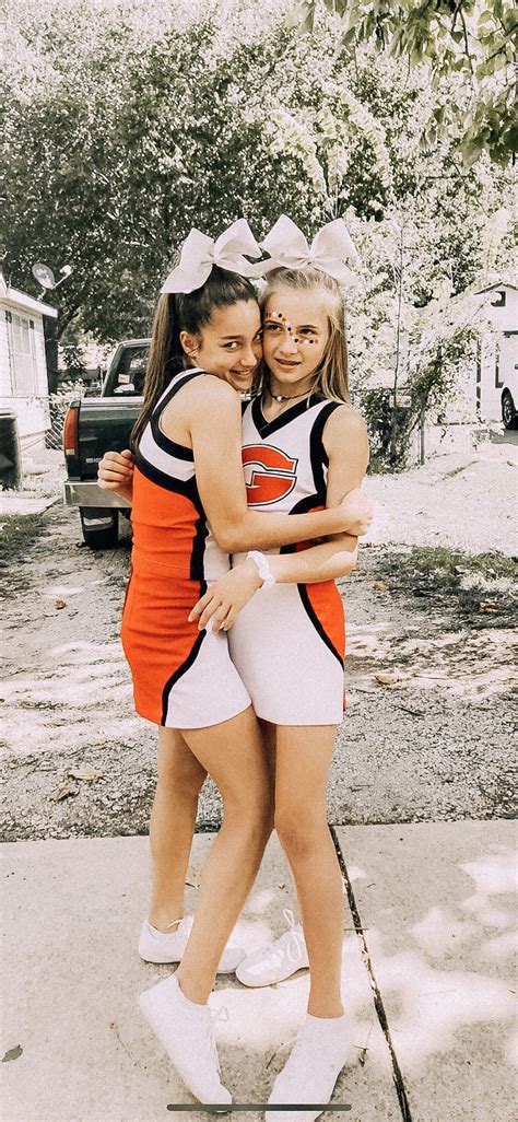 Jadaelisee Cheerleading Pics Cheerleading Pictures Best Friend Photography