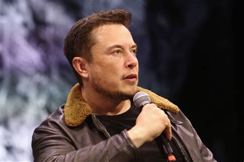 Elon Musk Responds To A Request From A Tweeter Who Sent Him The Same