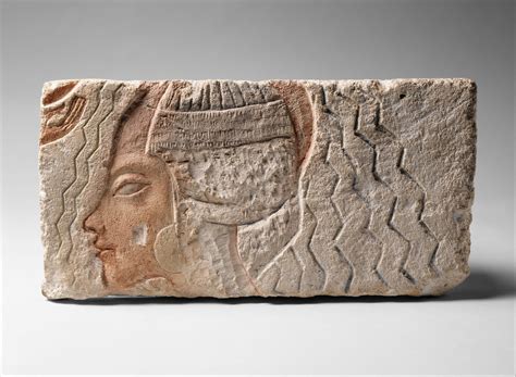 relief depicting the purification of queen kiya new kingdom amarna period the
