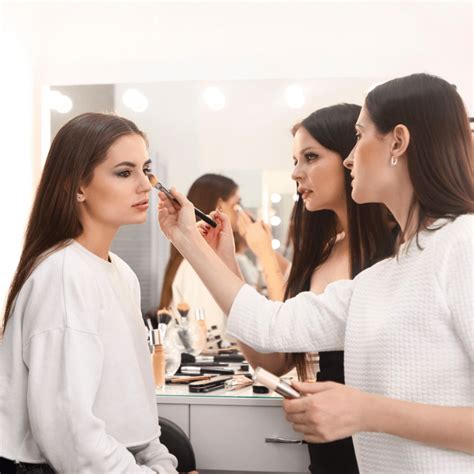 Assistant Makeup Artist Are You Cut Out For The Job Qc Makeup Academy