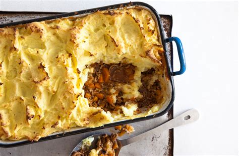 And did you hear me when i said veg only? Shepherd's Pie | Dinner Recipes | GoodtoKnow