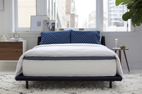 This classic brands 4.5 inches thickness model comes with innerspring replacement mattresses that are designed to offer full comfort. WinkBeds - Mattress Reviews | GoodBed.com