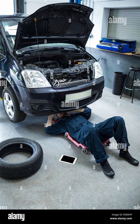 Mechanic Repairing A Car Stock Photo Alamy