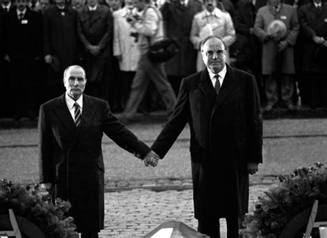 En 1981, il est le premier socialiste à avoir été élu président. Centenaire de Verdun: l'histoire derrière la photo ...