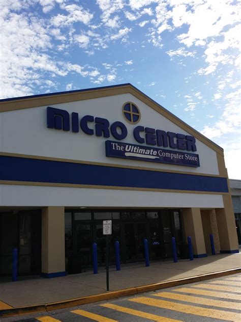 Micro Center 14 Photos And 42 Reviews Computers 2340 Pleasant Rd