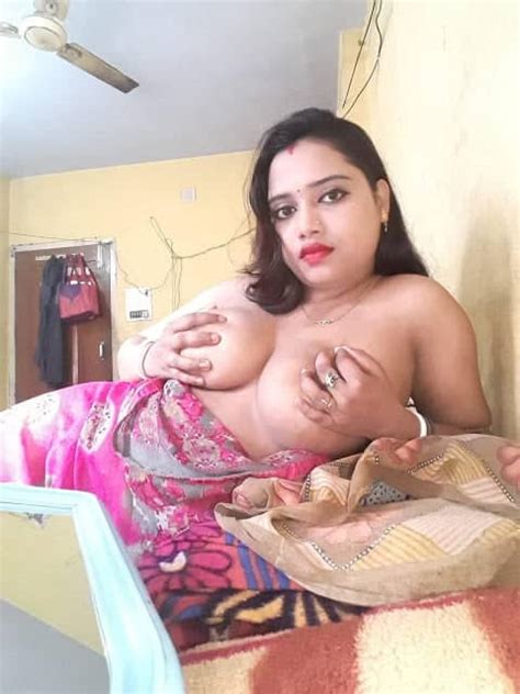 Sexy Hot Booby Bhabhi Pics Collection Nude Bhabhi