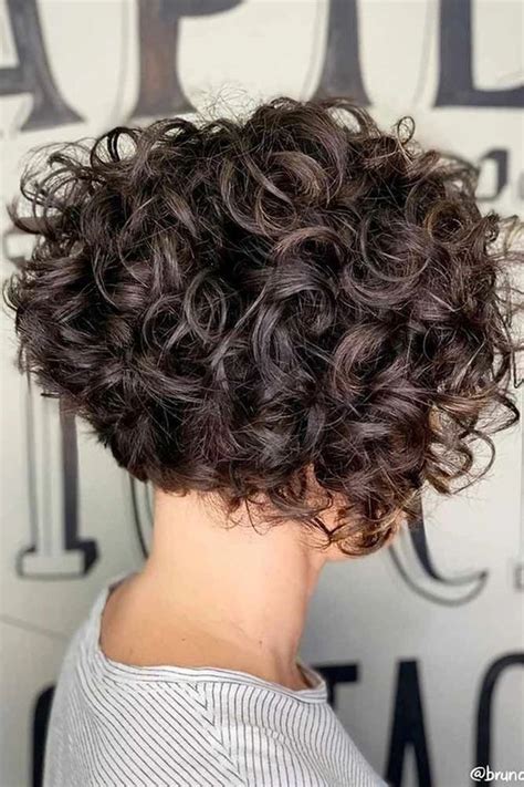 Check spelling or type a new query. 41 Stunning Curly Hairstyle Ideas That You Can Do It By Yourself in 2020 (With images) | Short ...