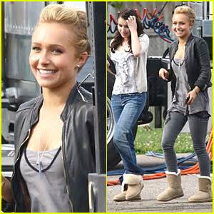 Hayden Panettiere Having A Blast With Scream Emma Roberts Hayden Panettiere Just