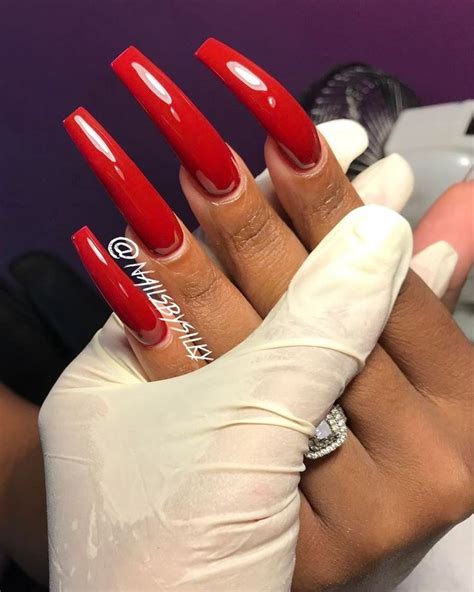 pin thelornamorris ‘ curved nails red acrylic nails long acrylic nails