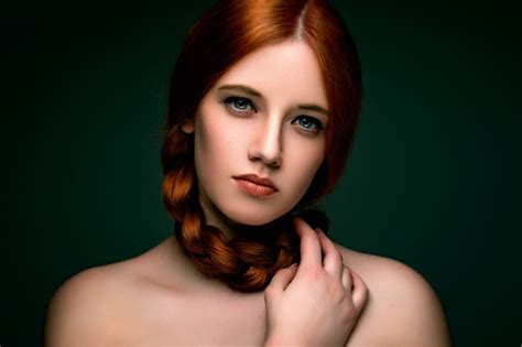 壁纸 面对 妇女 红头发 模型 长发 黑发 皮肤 女孩 美丽 眼 发型 肖像摄影 拍照片 棕色的头发 艺术模特 人体 器官 特写 x