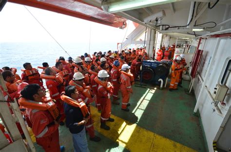 Abandon Ship Two Factors That Can Save Your Life Safety4sea